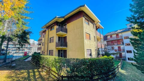 Appartamento Einaudi 11 - Affitti Brevi Italia Apartment in Bardonecchia