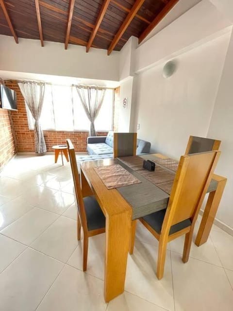 Two-floor aparment, spacious and quiet Condo in Sabaneta