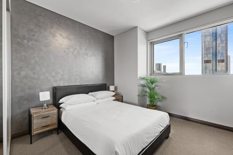 Central 2-Bed with Parking & Stunning Views Condo in Parramatta