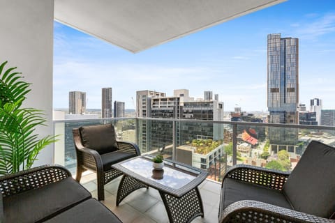 Central 2-Bed with Parking & Stunning Views Condo in Parramatta