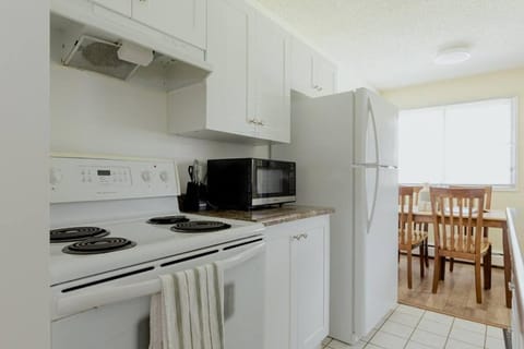 HOMEY 1BR Near NLRHC Corporate Rental WiFi Condo in Fort McMurray