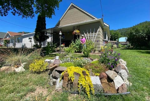 Property building, Garden