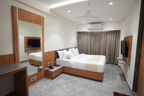 RDS HOTEL Hotel in Ahmedabad