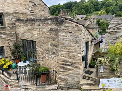 The Therapy Rooms Holmfirth Holiday Let Apartment in Holmfirth