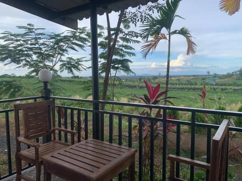 Patio, Natural landscape, View (from property/room), Balcony/Terrace