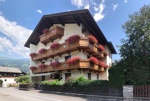 Gästehaus Neuhauser Copropriété in Zell am Ziller