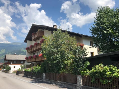 Gästehaus Neuhauser Eigentumswohnung in Zell am Ziller