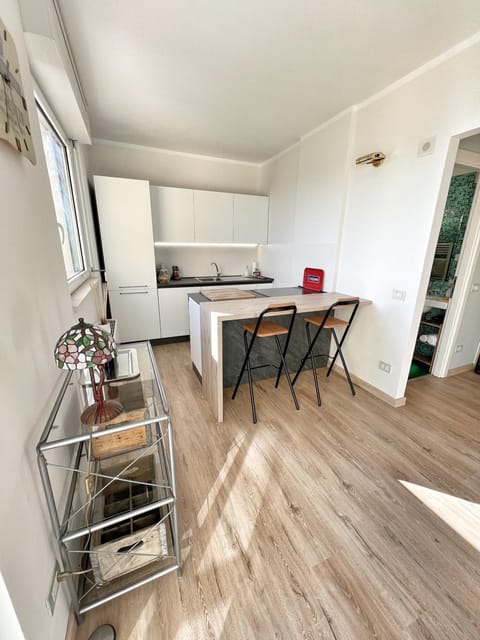 Dining area, dishwasher, oven, stove