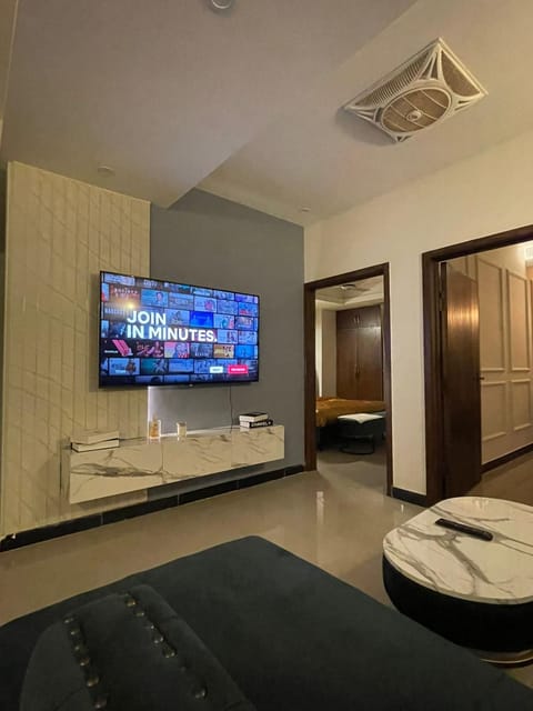 French 2-bed Eigentumswohnung in Islamabad