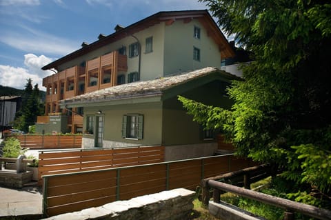 Residence Deborah Apartment hotel in Madesimo