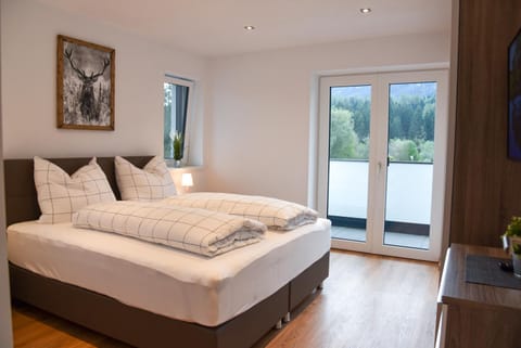 Mountain View Appartements mit Blick WIESENBLICK Condo in Innsbruck