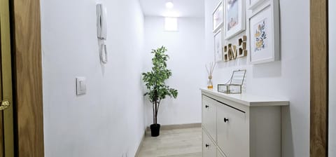 AlmeriaSuite City Centre Apartment in Almería