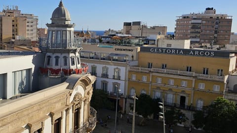 AlmeriaSuite City Centre Apartment in Almería