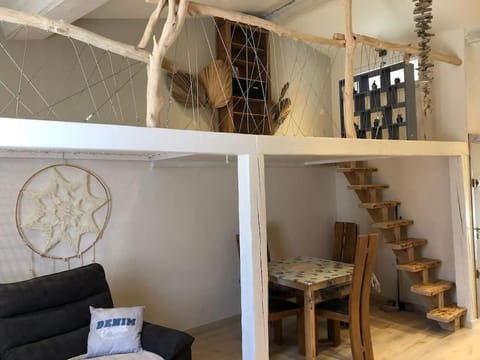 Kembali mini loft Apartment in Le Beausset