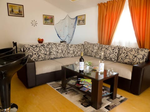 Apartments MileS Eigentumswohnung in Ulcinj Municipality