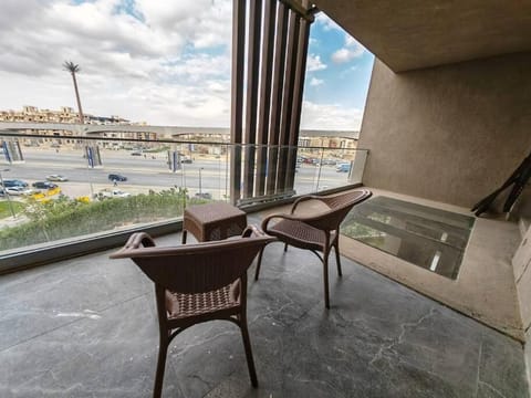 Super Luxury Apartment - Gated Community Condo in New Cairo City