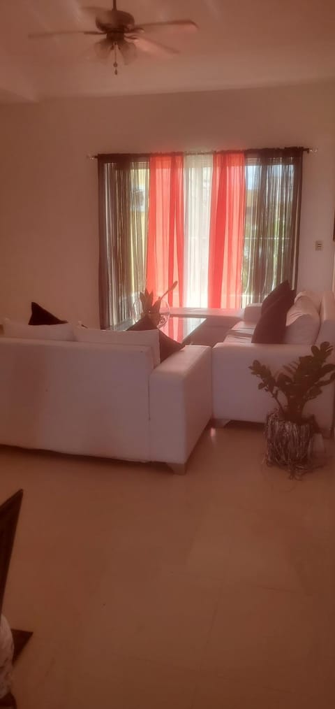 room in 2bedroom apartment, white Sands, Bavaro Urlaubsunterkunft in Punta Cana