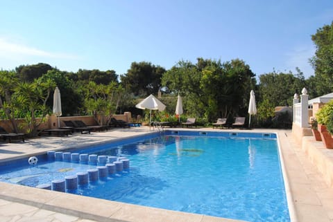 Photo of the whole room, Decorative detail, Swimming pool