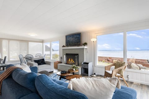 Harrington Hideaway by AvantStay Beach Access House in Whidbey Island