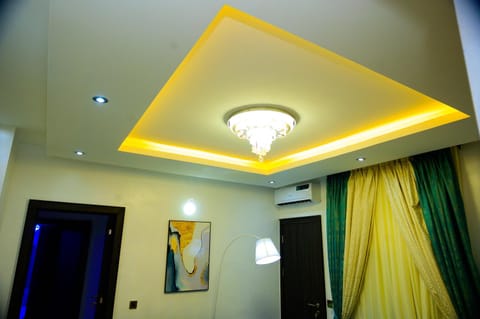 Crown Exquisite Magodo Phase 2 - 3 bedroom 04 Condo in Lagos