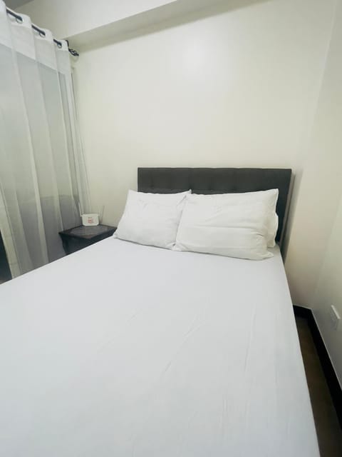 1 Bedroom with Balcony Apartment in Quezon City