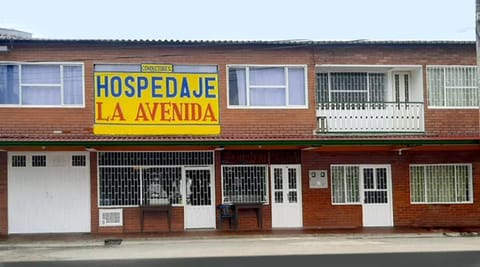 LA AVENIDA ALOJAMIENTO Hotel in Guaduas