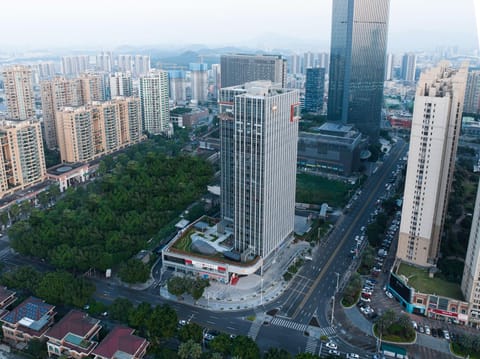 Sha Zhi Ye Serviced Apartment Hotel - Houjie Wanda Plaza Liaoxia Subway Station Hotel in Guangzhou