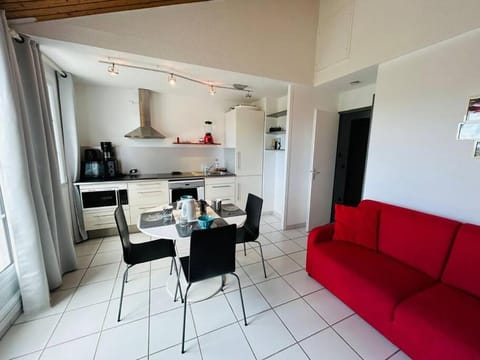 "CŒUR LOISIRS" Appartement 5 personnes, vue sur loisirs, accès parc aquatique gratuit Condo in Talmont-Saint-Hilaire