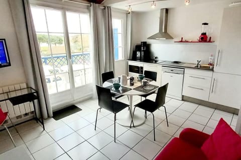 "CŒUR LOISIRS" Appartement 5 personnes, vue sur loisirs, accès parc aquatique gratuit Apartment in Talmont-Saint-Hilaire