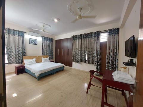 NICE Stay & Care Hotel in Noida