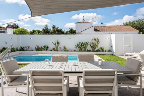 Chill out of City House in Chiclana de la Frontera