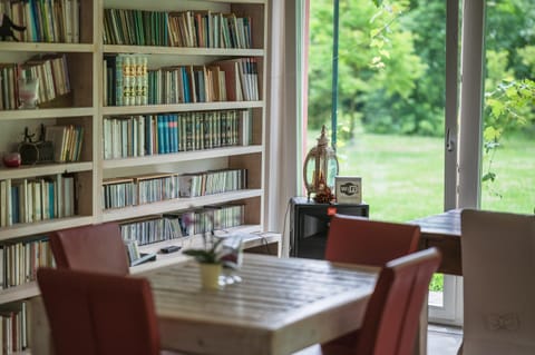 Library, Dining area