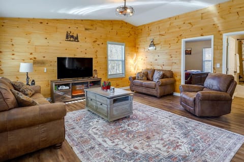 Serene Logan Retreat with Private Hot Tub and Fire Pit House in Falls Township