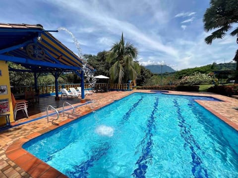 Casa de campo en La Pintada Villa in Caldas, Colombia