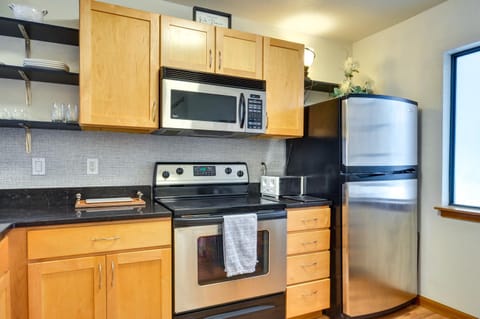 Portland Condo with Hot Tub Access, Near Downtown! Eigentumswohnung in Pearl District