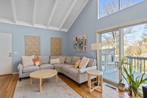 Stay On The Cape Vacation Rentals: Contemporary Saltbox In New Seabury Casa in New Seabury