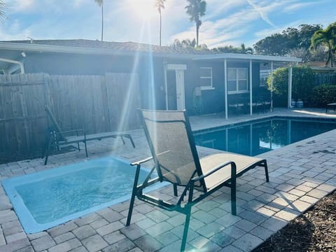 3Bed2Bath Clearwater Beach Vacation Home with Heated Pool House in Clearwater Beach