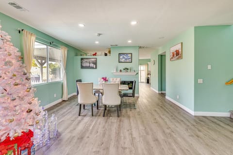 Spacious Lake Elsinore Home with Pool and Hot Tub! Maison in Lake Elsinore