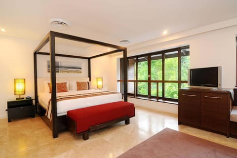 The Villa at Temple - A Luxury Resort Hideaway Villa in Port Douglas