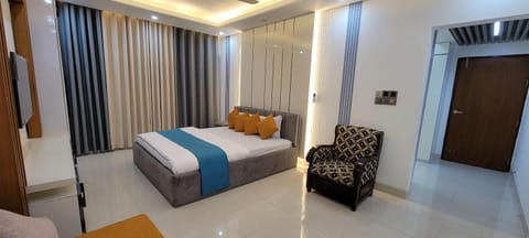 Luxurious 3-bhk highly secured & close to airport Apartment in Dhaka