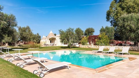 Garden view, Swimming pool, sunbed