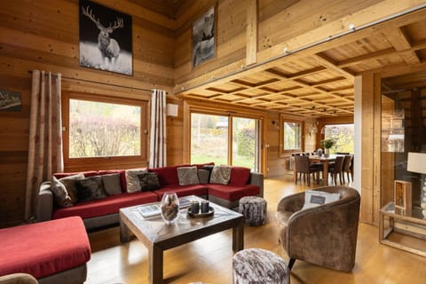 Chalet with 5 beds 4 bath Hot Tub & Sauna - At Pangea Chalet in Les Houches