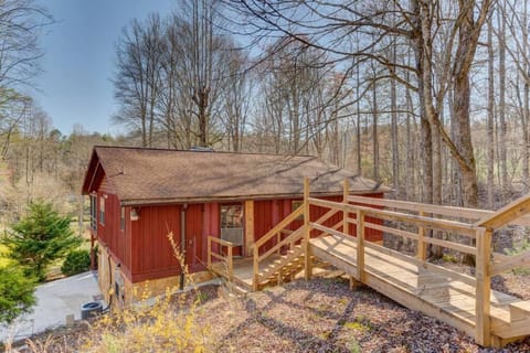Wild Creek Cabin Maison in Mineral Bluff