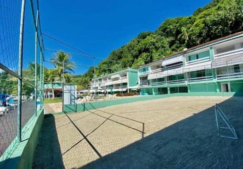 Apto Angra dos Reis Com praia privativa e Marina Apartment in State of Rio de Janeiro