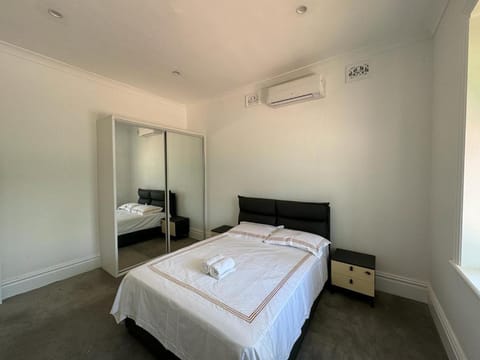Sydney Holiday Accommodation Haus in Kensington