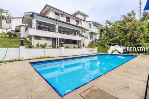 Property building, Pool view, Swimming pool, Swimming pool