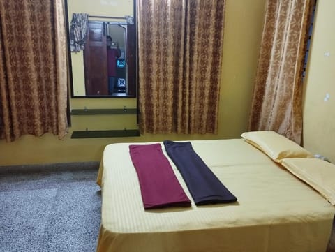 OMKARA RESIDENCY - Only for Indians Hotel in Thiruvananthapuram