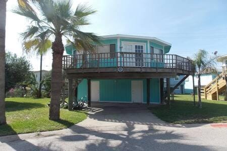 Beach Shak (Sunday Villas #15) House in Port Aransas