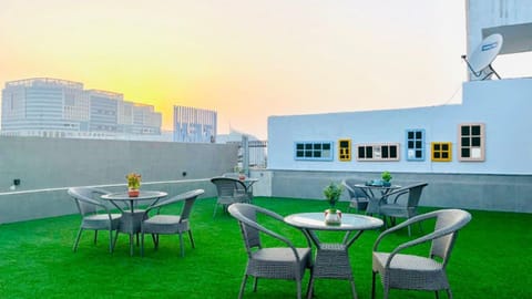 BluO Studio2 DLF Cybercity - Balcony, Gym TT, Lift Hotel in Gurugram