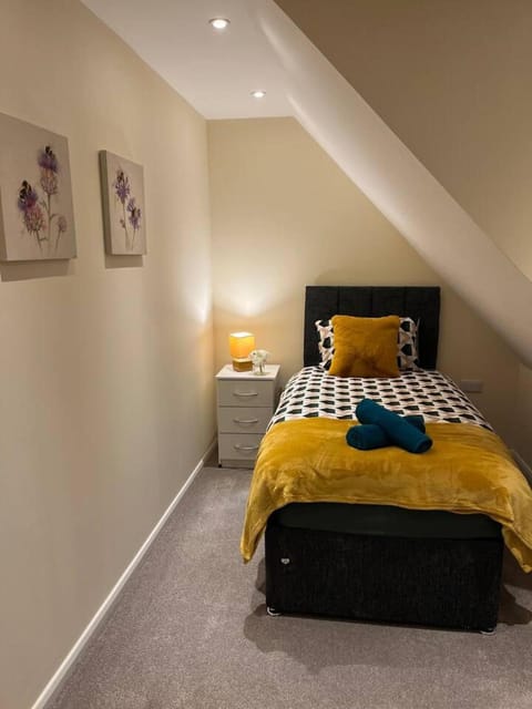 Central location 2-Bed Apartment in Maidstone Apartment in Maidstone